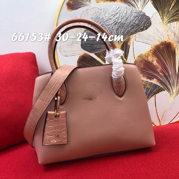 pink crocodile pattern bag handbag wallet backpack main card holder duffle bag women handbags handbag horsebit card holder 66153, Black;white
pink crocodile pattern bag handbag wallet backpack main card holder duffle bag women handbags handbag horsebit card holder 66153, Black;white