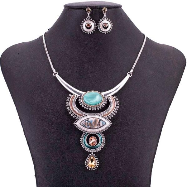 ms1505054 vintage jewelry sets blue red color antique silver plated necklace earrings set tibet design
ms1505054 vintage jewelry sets blue red color antique silver plated necklace earrings set tibet design