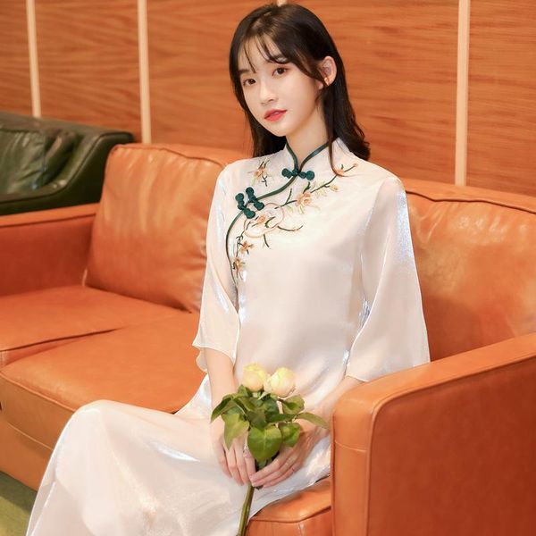 ethnic clothing the cheongsam modified version of chinese style dress young girl retro female summer long skirt., Red
ethnic clothing the cheongsam modified version of chinese style dress young girl retro female summer long skirt., Red