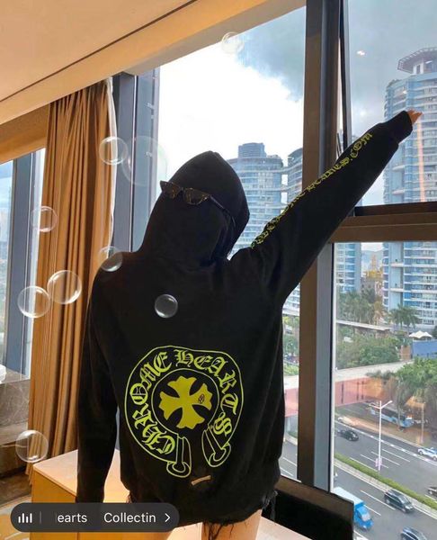 brand 2020 new fluorescent green leather cross hood loose printed men's and women's cashmere sweater, White
brand 2020 new fluorescent green leather cross hood loose printed men's and women's cashmere sweater, White
