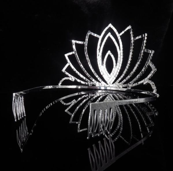 bride wedding dress rhinestone crown hair accessories ladies simple japanese and korean small fresh alloy jewelry, White;golden
bride wedding dress rhinestone crown hair accessories ladies simple japanese and korean small fresh alloy jewelry, White;golden