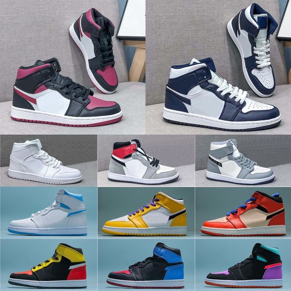 new fashion high 1 mens basketball shoes bred light grey red white man womens sports sneakers trainers outdoor shoes wholesale mid 1s
new fashion high 1 mens basketball shoes bred light grey red white man womens sports sneakers trainers outdoor shoes wholesale mid 1s
