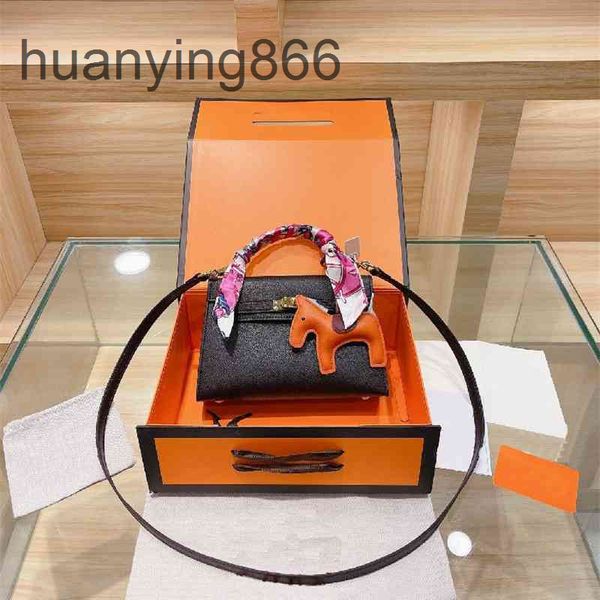 brand h bags handbags women luxury classic kelys herme shopping bag fashion matching scarf pendant three piece set
brand h bags handbags women luxury classic kelys herme shopping bag fashion matching scarf pendant three piece set