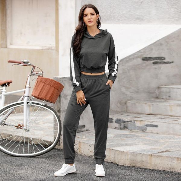 wautumn and winter women's hooded solid color suit long-sleeved short + trousers suit casual fashion v-neck tie-up set1, Gray
wautumn and winter women's hooded solid color suit long-sleeved short + trousers suit casual fashion v-neck tie-up set1, Gray