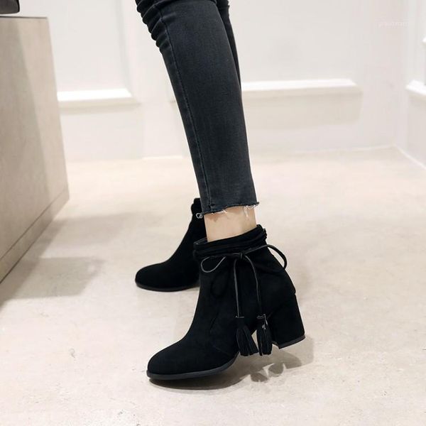 boots big size ma'am coarse heel short pure color frenulum fashion boot barrel high boots1, Black
boots big size ma'am coarse heel short pure color frenulum fashion boot barrel high boots1, Black