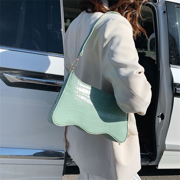 fashion baguette shape women shoulder bags designer handbags luxury crocodile pu leather messenger bag chic ladies small purses
fashion baguette shape women shoulder bags designer handbags luxury crocodile pu leather messenger bag chic ladies small purses
