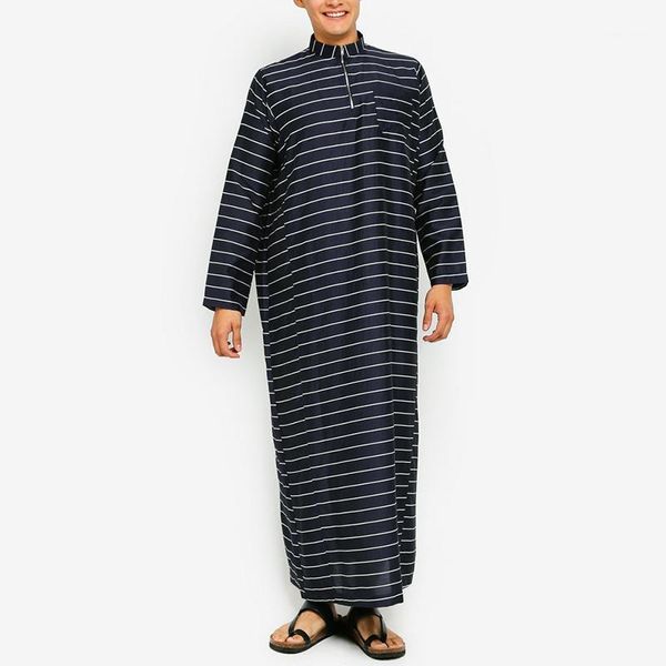 2020 men long sleeve suit striped robes stand collar muslim kaftan casual dubai robe loose summer clothes plus size1, White;black
2020 men long sleeve suit striped robes stand collar muslim kaftan casual dubai robe loose summer clothes plus size1, White;black