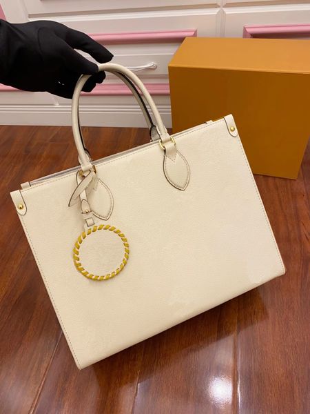 2022 new fashion women handbags ladies luxurys designer composite bags genuine leather lady clutch bag elegant shoulder tote chain messenger
2022 new fashion women handbags ladies luxurys designer composite bags genuine leather lady clutch bag elegant shoulder tote chain messenger