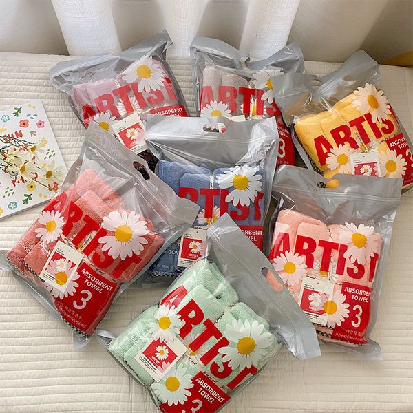 set pesonality embroidery daisy fashion bathing towel pattern cotton towel two-piece design men women soft towels
set pesonality embroidery daisy fashion bathing towel pattern cotton towel two-piece design men women soft towels