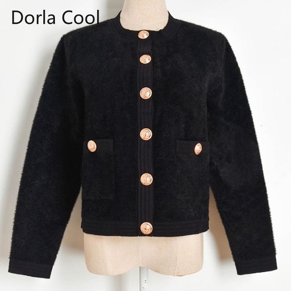high end female mohair cardigans o-neck double pockets luxury buttons shirts lady in solid office crochet chic jackets soft d622, White;black
high end female mohair cardigans o-neck double pockets luxury buttons shirts lady in solid office crochet chic jackets soft d622, White;black