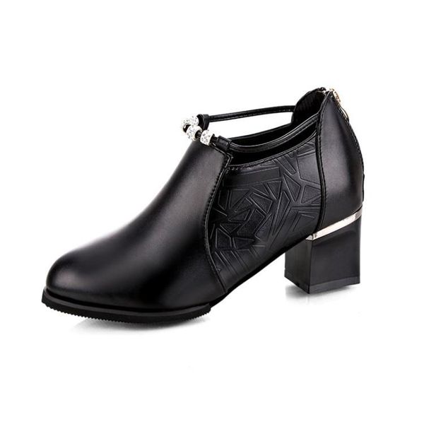 2020 autumn and winter new pointed thick heel mid heel zipper fashion boots beaded handsome women's boots, Black
2020 autumn and winter new pointed thick heel mid heel zipper fashion boots beaded handsome women's boots, Black