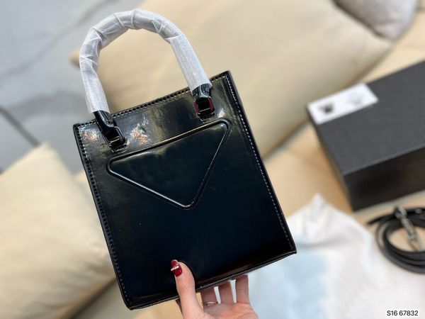designer bags triangle shouder bag lovely mini totes women purses fashion handbags phone bag tiny tote luxury crossbody lady cute wallets
designer bags triangle shouder bag lovely mini totes women purses fashion handbags phone bag tiny tote luxury crossbody lady cute wallets