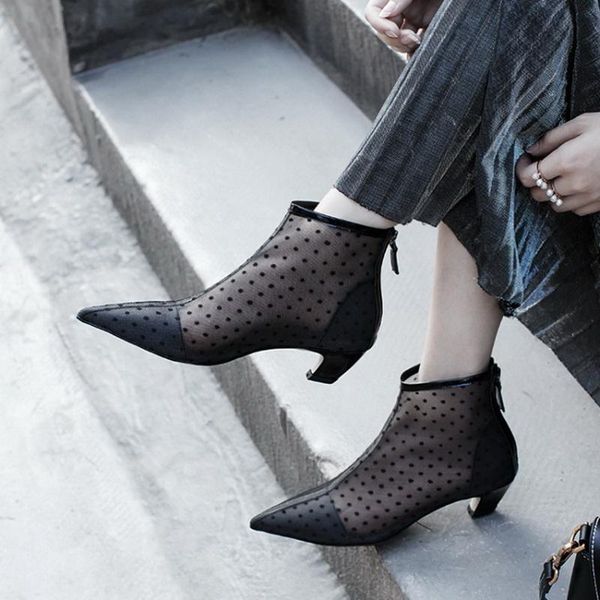 boots luxury 4 cm kitten heels shoes woman 2021 ankle in black dotted tulle pointed toe women dress booties
boots luxury 4 cm kitten heels shoes woman 2021 ankle in black dotted tulle pointed toe women dress booties