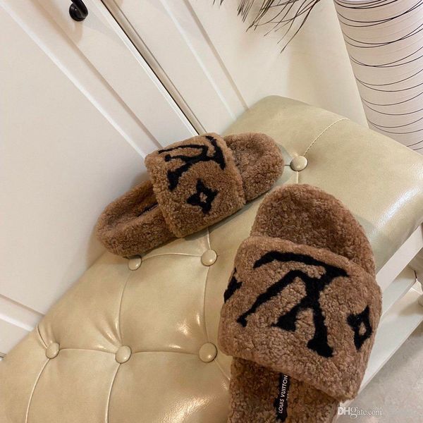 spring/summer 2020 women double-layer rhinestone buckle sandals indoor outdoor wild beach slippers ladies leisure home travel flip flop, Black
spring/summer 2020 women double-layer rhinestone buckle sandals indoor outdoor wild beach slippers ladies leisure home travel flip flop, Black