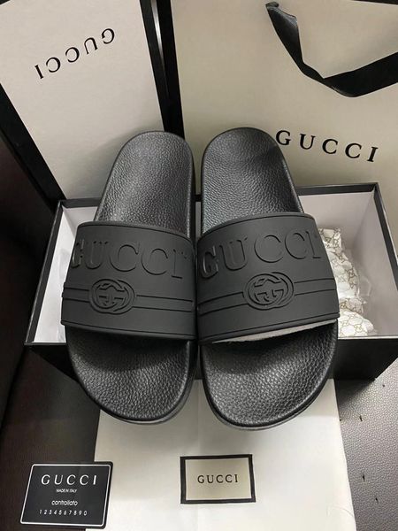 2020 designer design sandals summer slippers for men and women, comfortable and breathable women's summer, casual and fashionable, Black
2020 designer design sandals summer slippers for men and women, comfortable and breathable women's summer, casual and fashionable, Black