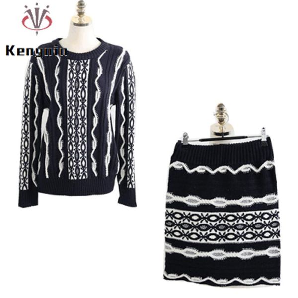 women's sweaters 2021 winter wave striped ladies pullovers patchwoek woman sets o-neck knitted + skirts suit female jumpers, White;black
women's sweaters 2021 winter wave striped ladies pullovers patchwoek woman sets o-neck knitted + skirts suit female jumpers, White;black