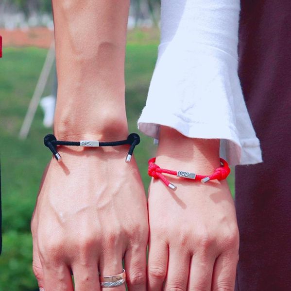 2020 fashion 2pcs/set couple bracelet magnet distance paired braslet for lovers handmade milan rope braclet valentine's day gift, Golden;silver
2020 fashion 2pcs/set couple bracelet magnet distance paired braslet for lovers handmade milan rope braclet valentine's day gift, Golden;silver