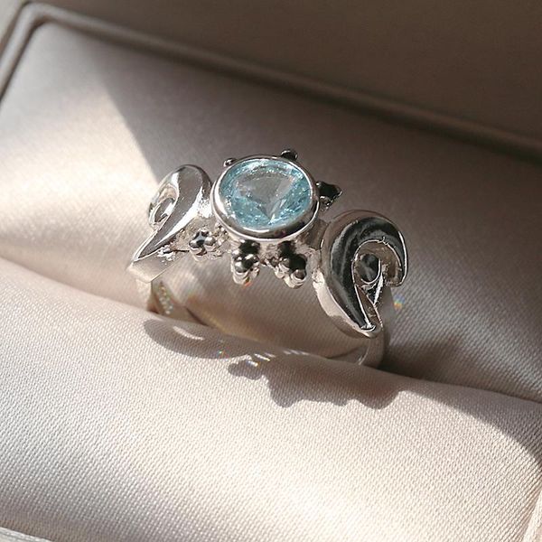 cluster rings vintage moonstone ring national wind zircon trendy jewelry wedding engagement for women, Golden;silver
cluster rings vintage moonstone ring national wind zircon trendy jewelry wedding engagement for women, Golden;silver
