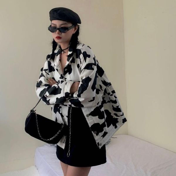 2021 autumn new cow pattern print coat retro style long sleeve high street women jackets, Black;brown
2021 autumn new cow pattern print coat retro style long sleeve high street women jackets, Black;brown