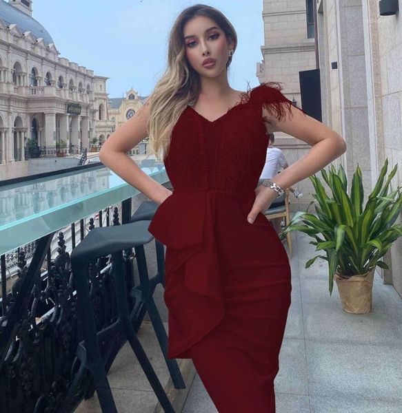 new arrival off shoulder glitter feather ruffles burgundy bodycon women dress 2020 designer evening party dresses vestido1, Black;gray
new arrival off shoulder glitter feather ruffles burgundy bodycon women dress 2020 designer evening party dresses vestido1, Black;gray