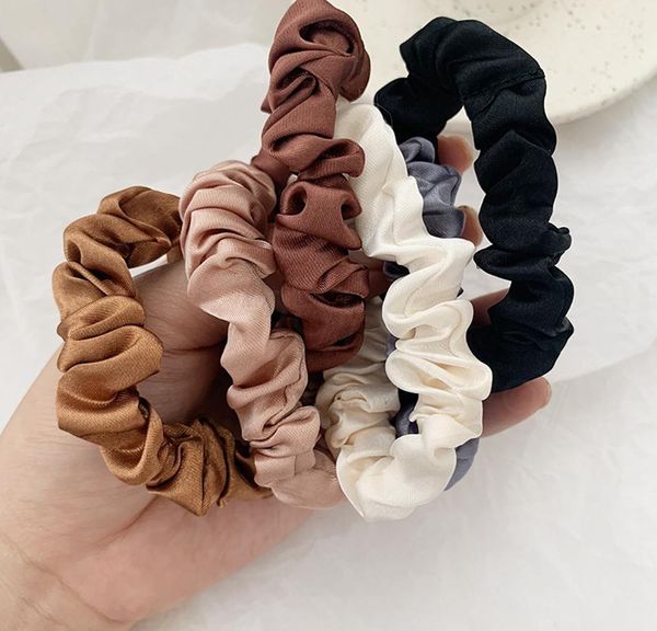 scrunchie bailbands галстуки для волос женщины для аксессуары для волос сатин сцереер утяжек heantail держатель handmade подарок heandband p
scrunchie bailbands галстуки для волос женщины для аксессуары для волос сатин сцереер утяжек heantail держатель handmade подарок heandband p
