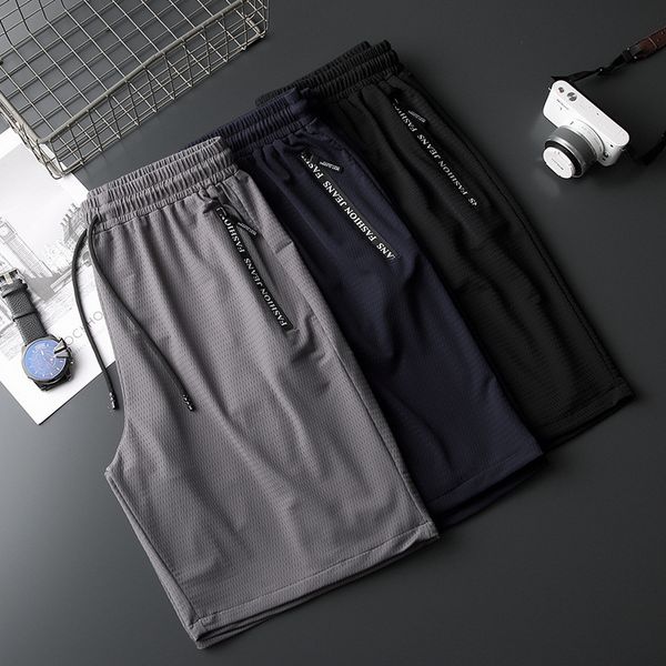 spring and summer men's casual outdoor sports shorts capris, White;black
spring and summer men's casual outdoor sports shorts capris, White;black