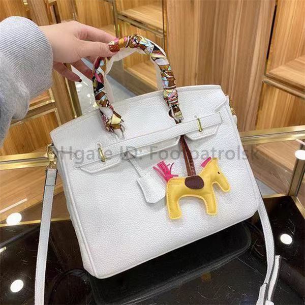 2021 h new designer bags luxury fashion bags and horse clutch alligator letter lock scarf lady fashion cartoon tote ribbons brnua, Red;black