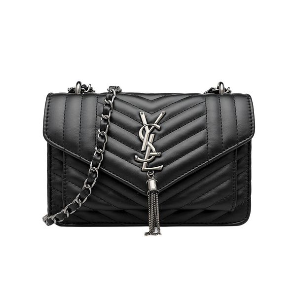 womens bag 2020 new fairy striped solid color shoulder tassel bag european and american retro crossbody messenger womens middle bag
womens bag 2020 new fairy striped solid color shoulder tassel bag european and american retro crossbody messenger womens middle bag