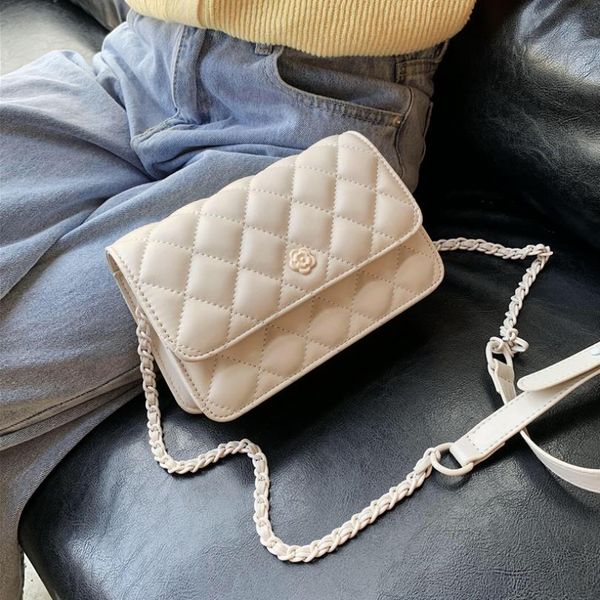 new fashion women handbag purses flap lady shoulder bags plain designer crossbody women bag ins selling bag
new fashion women handbag purses flap lady shoulder bags plain designer crossbody women bag ins selling bag