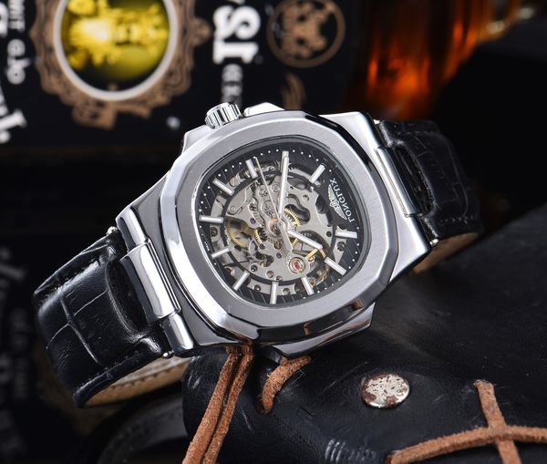 longlux wine barrel net red genuine belt men's waterproof mechanical watch, Slivery;brown
longlux wine barrel net red genuine belt men's waterproof mechanical watch, Slivery;brown