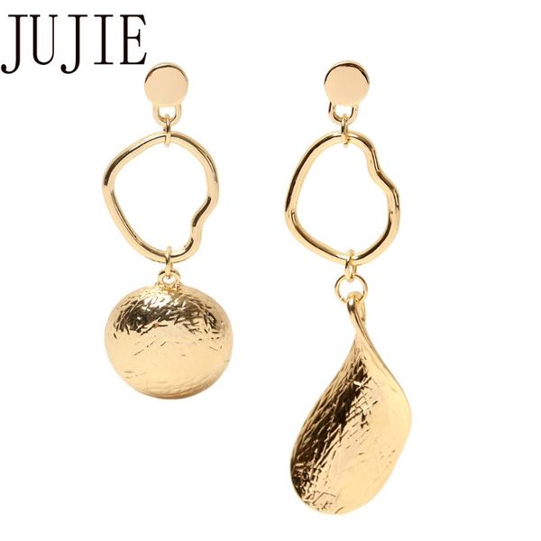 jujie fashion korean asymmetric stud earrings luxury pattern metal earrings gold brincos jewelry dropshipping, Golden;silver
jujie fashion korean asymmetric stud earrings luxury pattern metal earrings gold brincos jewelry dropshipping, Golden;silver