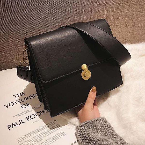 cross body fashion women shoulder bags designer wide strap messenger bag luxury pu leather crossbody simply big flap female large purse
cross body fashion women shoulder bags designer wide strap messenger bag luxury pu leather crossbody simply big flap female large purse