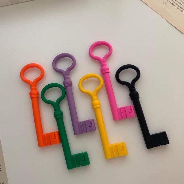 high endareware american keychanes silica gel hanging piece art key кольцевая цепь новый продукт 2020, Silver
high endareware american keychanes silica gel hanging piece art key кольцевая цепь новый продукт 2020, Silver