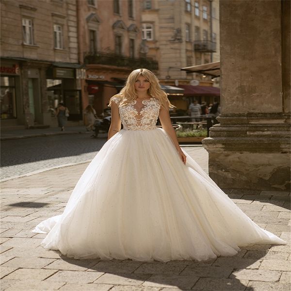 new arrival boho a line wedding dresses sleeveless appliqued lace bridal gowns ruched tulle gorgeous custom made robes de mariée, White
new arrival boho a line wedding dresses sleeveless appliqued lace bridal gowns ruched tulle gorgeous custom made robes de mariée, White