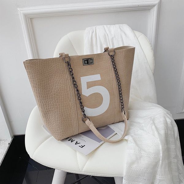 hbp luxuryflash women fashion designers tote chain bag female 2021 autumn new number 5 wild shoulder handbag crocodile pattern wholesale
hbp luxuryflash women fashion designers tote chain bag female 2021 autumn new number 5 wild shoulder handbag crocodile pattern wholesale
