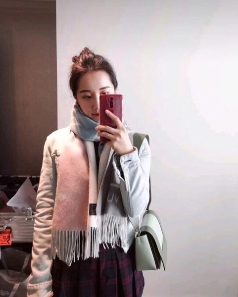 зима 2020 новый высококачественный дизайнерский шарф леди теплая кашемировая шаль, Blue;gray
зима 2020 новый высококачественный дизайнерский шарф леди теплая кашемировая шаль, Blue;gray