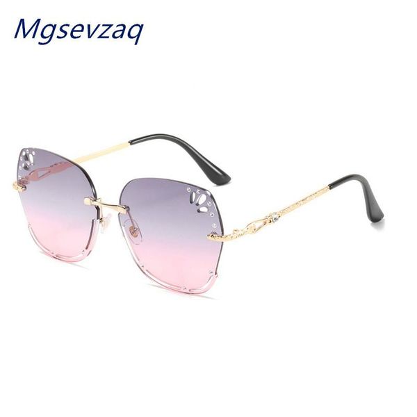 2021 new metal frameless sunglasses personality trend charm diamond fashion gorgeous colorful gradient sunglasses, White;black
2021 new metal frameless sunglasses personality trend charm diamond fashion gorgeous colorful gradient sunglasses, White;black