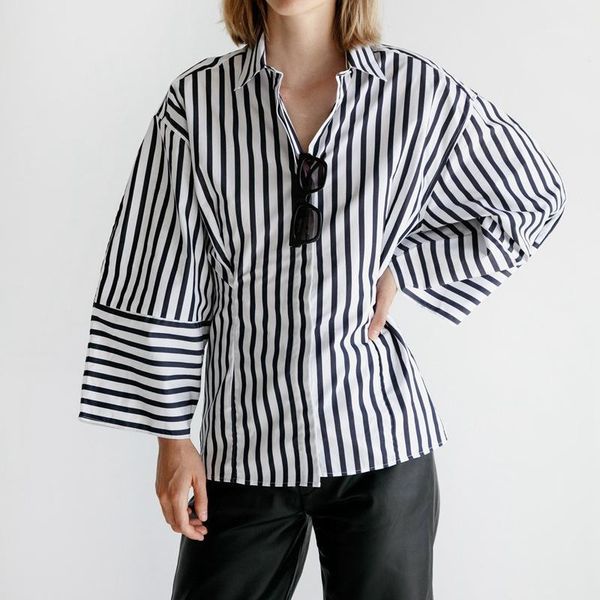2020 spring casual urban cotton cardigan lapel slim-fit blouse fashion all-match1, White
2020 spring casual urban cotton cardigan lapel slim-fit blouse fashion all-match1, White