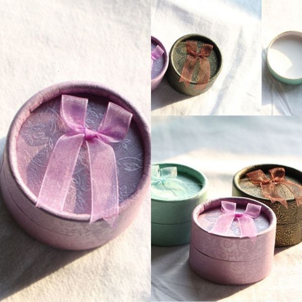 uat9cu factory price gift rings earring storage small jewery organizer box diy craft display case package wedding round paper b 3 n
uat9cu factory price gift rings earring storage small jewery organizer box diy craft display case package wedding round paper b 3 n