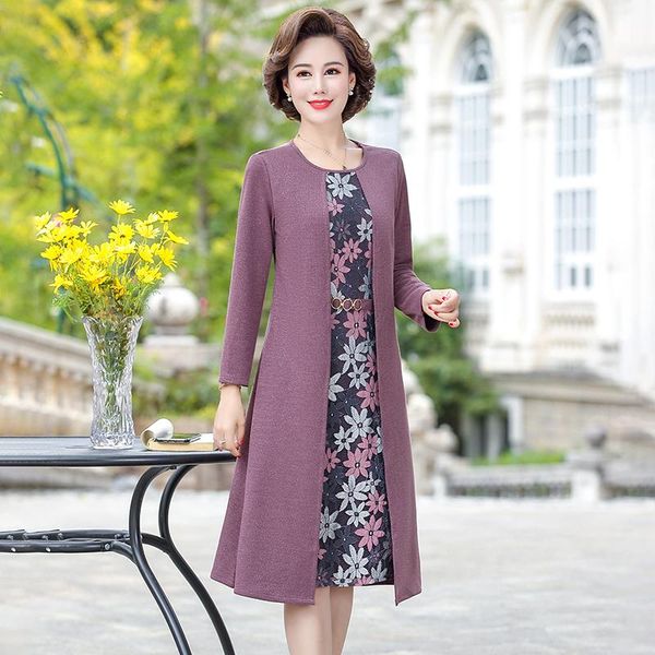 casual dresses 2021 plus size women fake two pieces lace vestidos 5xl fashion elegant flower middle age mother party dress, Black;gray
casual dresses 2021 plus size women fake two pieces lace vestidos 5xl fashion elegant flower middle age mother party dress, Black;gray