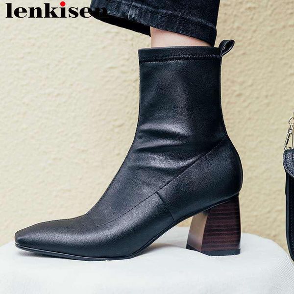 boots lenkisen square toe wood heels slip on ankle european style cow leather mature women autumn l25, Black
boots lenkisen square toe wood heels slip on ankle european style cow leather mature women autumn l25, Black