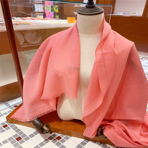 2020 female luxury polka dot casual print scarf shawl cashmere silk folled femme fntu, Blue;gray
2020 female luxury polka dot casual print scarf shawl cashmere silk folled femme fntu, Blue;gray