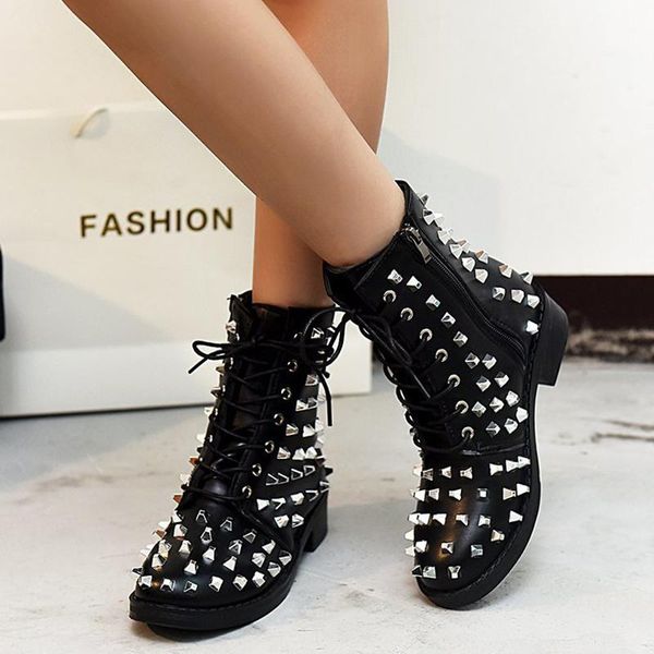 2020 new women rivet ankle boots ladies cool black motorcycle boots woman chunky heels female fashion lace up zip shoes big size
2020 new women rivet ankle boots ladies cool black motorcycle boots woman chunky heels female fashion lace up zip shoes big size