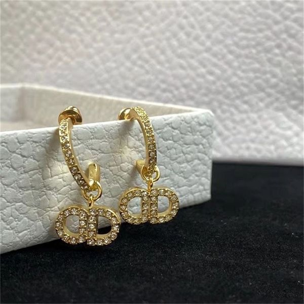 87% off wholesale shop pearl rhinestone earrings brass simple earrings silver needles, Golden
87% off wholesale shop pearl rhinestone earrings brass simple earrings silver needles, Golden