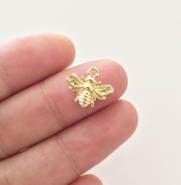 eruifa 20pcs 13*12mm mini bee charms zinc alloy necklace,earring bracelet jewelry diy handmade 2 colors1, Bronze;silver
eruifa 20pcs 13*12mm mini bee charms zinc alloy necklace,earring bracelet jewelry diy handmade 2 colors1, Bronze;silver