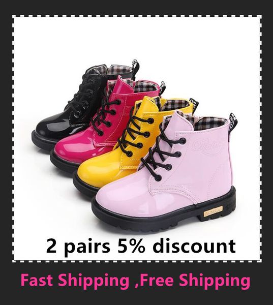 kids fashion rubber boot children patent leather botas boys girls waterproof plush snow boots toddler sneakers ankle boot q0112, Black;grey
kids fashion rubber boot children patent leather botas boys girls waterproof plush snow boots toddler sneakers ankle boot q0112, Black;grey