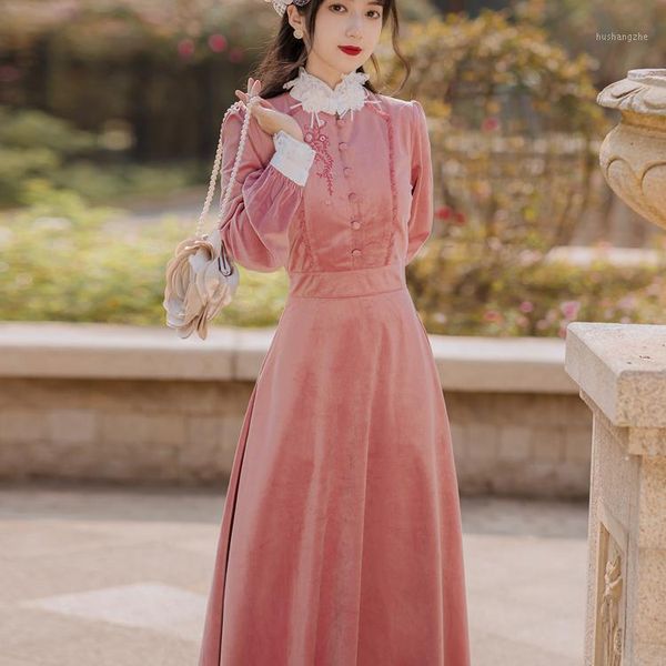 women 2021 autumn winter velvet long sleeve dress female vintage lace patchwork midi dresses new ladies slim party vestidos s9911, Black;gray
women 2021 autumn winter velvet long sleeve dress female vintage lace patchwork midi dresses new ladies slim party vestidos s9911, Black;gray