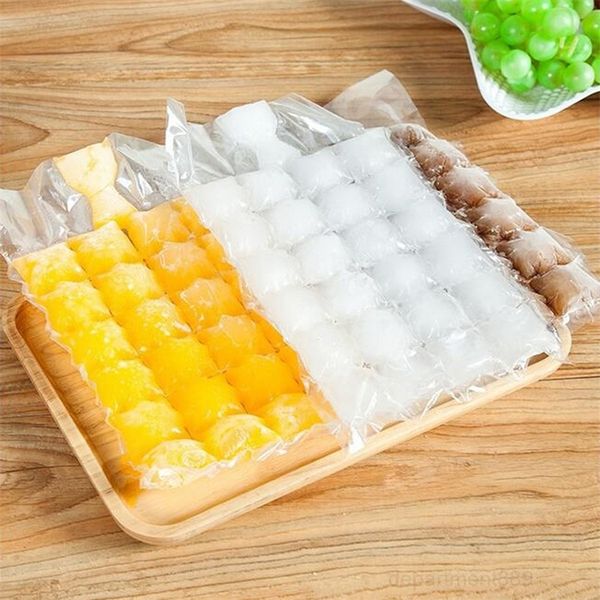 new design 100 pcs disposable making bags cube tray mold makes sglasses ice mould novelty gifts maker bar drinking
new design 100 pcs disposable making bags cube tray mold makes sglasses ice mould novelty gifts maker bar drinking