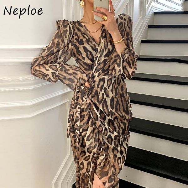 neploe korean style chic vintage leopard dresses v-neck drawstring slim fit vestidos ruffles patchwork women dress 1j083, Black;gray
neploe korean style chic vintage leopard dresses v-neck drawstring slim fit vestidos ruffles patchwork women dress 1j083, Black;gray