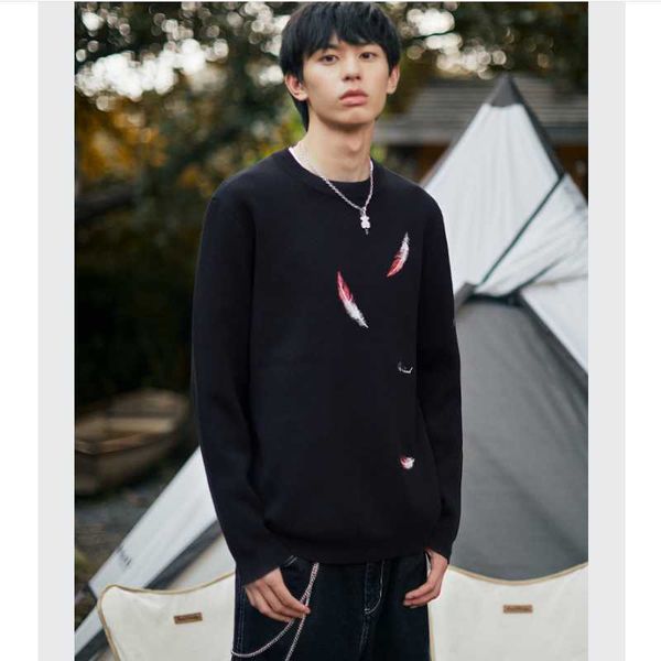 autumn winter sweater men round neck fashion kintted casual men's basic bottoming shirt feather embroidery long sleeve, White;black
autumn winter sweater men round neck fashion kintted casual men's basic bottoming shirt feather embroidery long sleeve, White;black